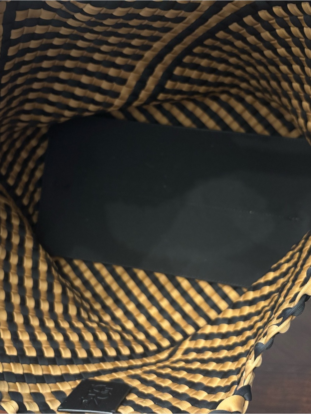 Naghedi St. Bart’s Tote with Zip Pouch - Medium - Pristine - Picture 2 of 3